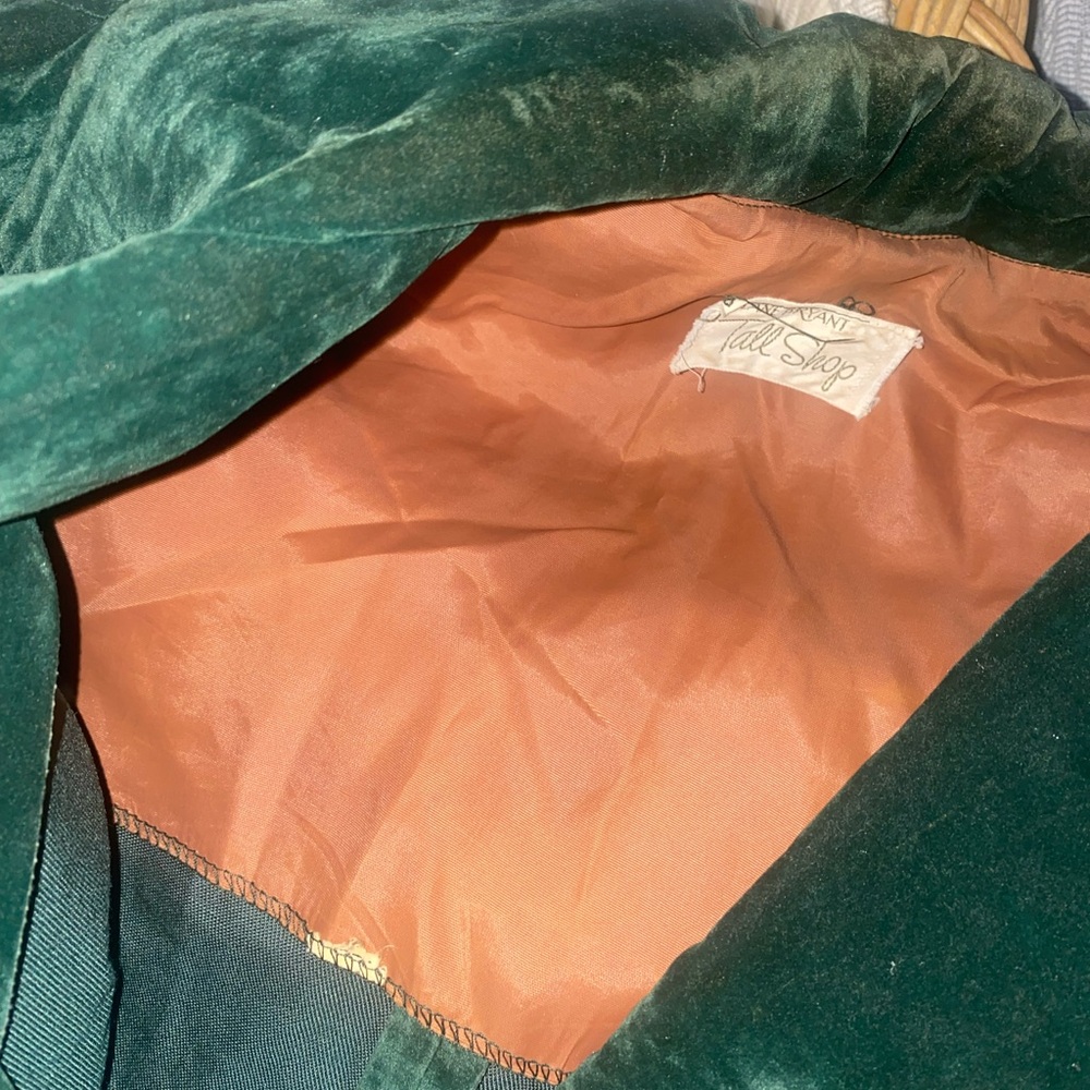 *Vintage Lane Bryant - 60’s:70’s Dark Green Velvet Blazer- plus size - Picture 9 of 11